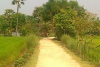 প্যান্ট পরা পুরুষ দেখলেই পালান ৮ ঘরের নারীরা