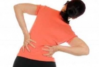 বাতের ব্যথায় ভুগছেন? জেনে নিন কী করতে হবে