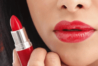 লিপিস্টিক সম্পর্কে এই ভয়াবহ তথ্যগুলাে জানেন?