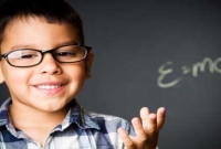 জানেন, চশমায় নাকি বাড়ছে বিপদ!