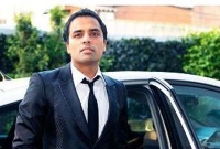 বান্ধবীকে ১০০ বার ঘুসি মেরে কারাগারে ইন্টারনেট বাদশা