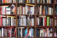 চার উপায়ে ‌সাজিয়ে রাখু‌ন বইয়ের তাক