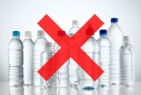 এ খবর পড়ার পরে প্লাস্টিকের বোতল থেকে আর পানি খাওয়ার সাহস পাবেন না!