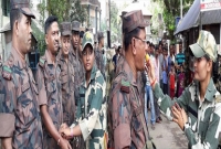 সীমান্তে বিজিবি-বিএসফ রাখিবন্ধন অনুষ্ঠান