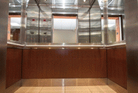 লিফটে যে কারণে আয়না দেয়া থাকে