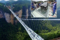 খুলে দেয়া হল বিশ্বের সবচেয়ে উঁচু ও দীর্ঘ কাঁচের সেতু