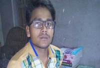 দারিদ্রতা দমাতে পারেনি বাবা-মা হারা সোহেলকে, এতিমখানায় থেকেও জিপিএ-৫