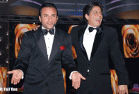 নবাবকে বলিউড বাদশার টেক্কা