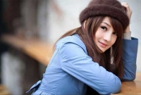 মেয়েরা বাড়িতে একা থাকলে যে ৬টি কাজ করে থাকে