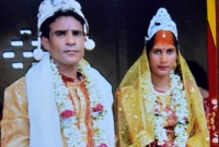 ‘একটু আসছি’ বলে স্বামীকে বসিয়ে রেখে গা-ভর্তি গয়না পরে উধাও নববধু!