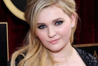 সুন্দরী মেয়েদের ৬টি গোপন কথা