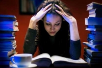 পড়াশোনায় মনোযোগ বাড়ানোর সহজ কিছু উপায়