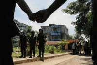 নারায়ণগঞ্জে বাড়িওয়ালাসহ ১০ জনকে জিজ্ঞাসাবাদের জন্য আটক