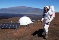  মঙ্গলগ্রহ থেকে ফিরে এলেন ছ'জন!