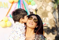 কেন ছেলেকে টিভি দেখতে দেন না শিল্পা? কেন ছেলেকে টিভি দেখতে দেন না শিল্পা?