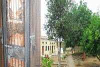 ৫০০ টাকা দিলেই ২৪ ঘন্টা হাজতবাসের সুযোগ পাবেন!