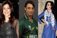 পাকিস্তানি ক্রিকেটারদের সঙ্গে সম্পর্কে জড়িয়েছেন যে বলিউড তারকারা