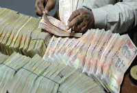 প্রতিদিন ৭০-৮০ লাখ টাকা আয় করেন কে এই ব্যক্তি?