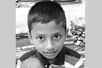 বন্ধুকে বাঁচাতে প্রাণ দিল ৮ বছরের এই শিশুটি