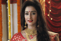 সুঠাম দেহের জন্য যা করতে হয় সায়ন্তিকাকে