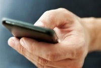 মোবাইলের পাসওয়ার্ড না দেওয়ায় স্ত্রীকে...