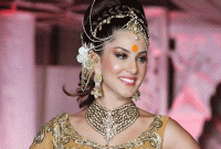 সানি লিওনই একমাত্র বলিউড ডিভা, যিনি এটা করতে পেরেছেন!