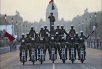 বাইক চালিয়ে ভারতীয় সেনা সদস্যের বিশ্ব রেকর্ড!