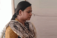 কেন মেয়ে হলি, বলেই গলা কাটলো মা! কেন মেয়ে হলি, বলেই গলা কাটলো মা!