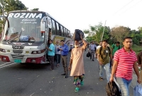 দৌলতদিয়ায় ৩ নং ঘাট আবার বন্ধ, ফের ফেরি চলাচল ব্যাহত