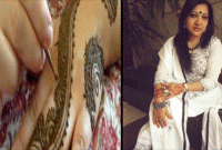 ‘দেশে থাকতে বোনেরা মিলে রাত জেগে মেহেদী লাগাতাম’