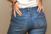 এবার নীল জিন্স নিষিদ্ধ করল কিম