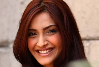 পালিয়ে গিয়ে বিয়ে করা বেশ ভালো : সোনম পালিয়ে গিয়ে বিয়ে করা বেশ ভালো : সোনম