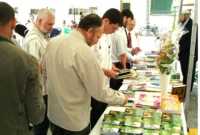 সুইডেনে বিনামূল্যে কুরআন বিতরণ