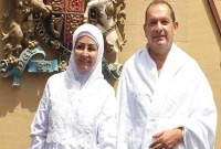 আলহামদুলিল্লাহ, ইসলাম গ্রহণ করে হজ করলেন ব্রিটিশ দূত ও তার স্ত্রী