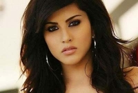 এমন কোনো কাজ করেননি যা বড় পর্দায় তুলে ধরতে হবে : সানি লিওন