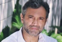 অভিনয় ভেবে ডুবতে থাকা টিভি তারকাকে বাঁচাতে যাননি কেউ