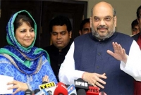 বিজেপি‌ ছাড়ার অঙ্ক কষছেন কাশ্মীরের মুখ্যমন্ত্রী