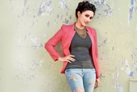 রিয়েল লাইফ হিরোদের কথা শোনা যায়, কিন্তু পরদার নায়িকারা যখন বাস্তবে হিরো?