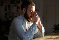 উদ্বেগে আক্রান্ত পুরুষদের ক্যান্সারে মৃত্যুর ঝুঁকি বেশি