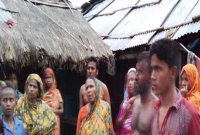 চুরির ভয়ে শোবার ঘরে মরদেহ দাফন