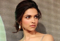 ‘হাইয়েস্ট পেইড’ দীপিকাকে পিছনে ফেললেন এক ভারতীয় অভিনেত্রী, কে সে?