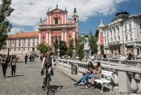 বিশ্বের সবচেয়ে শান্তিপূর্ণ দশটি দেশ