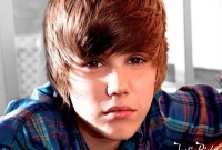 নাইট ক্লাবে জাস্টিন বিবারের সঙ্গে হাতাহাতি