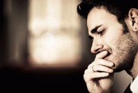 জানুন ব্রেক-আপ ছেলেদের উপর কতটা প্রভাব ফেলে