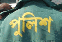 চাঁদা না পেয়ে অন্তঃসত্ত্বার পেটে পুলিশের লাথি!