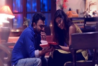 পাঁচ লাখ পেরিয়ে ইমরান-পলক