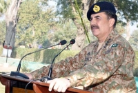 ফেয়ারওয়েল নয়, ভারতের রক্ত চান পাক-সেনা প্রধান