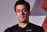 নয়া সিনেমা নিয়ে ঈদ মাতাতে আসছেন সালমান খান