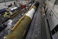 কোন দেশের কাছে কত পরমাণু বোমা রয়েছে?