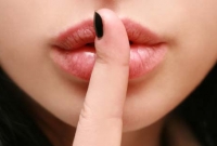 চুপচাপ জেনে নিন, চুপ থাকার এই উপকারিতা!